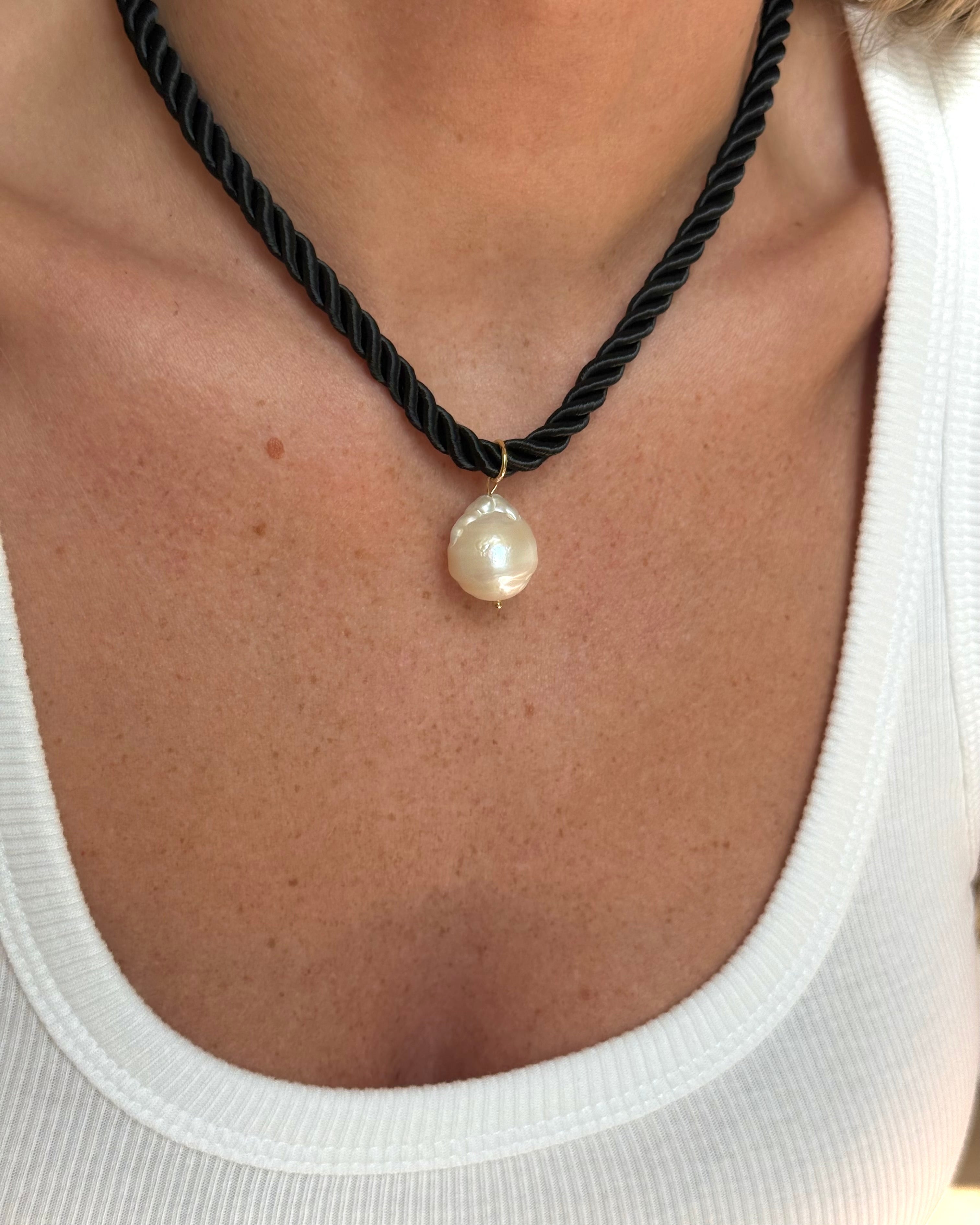 Piper Necklace