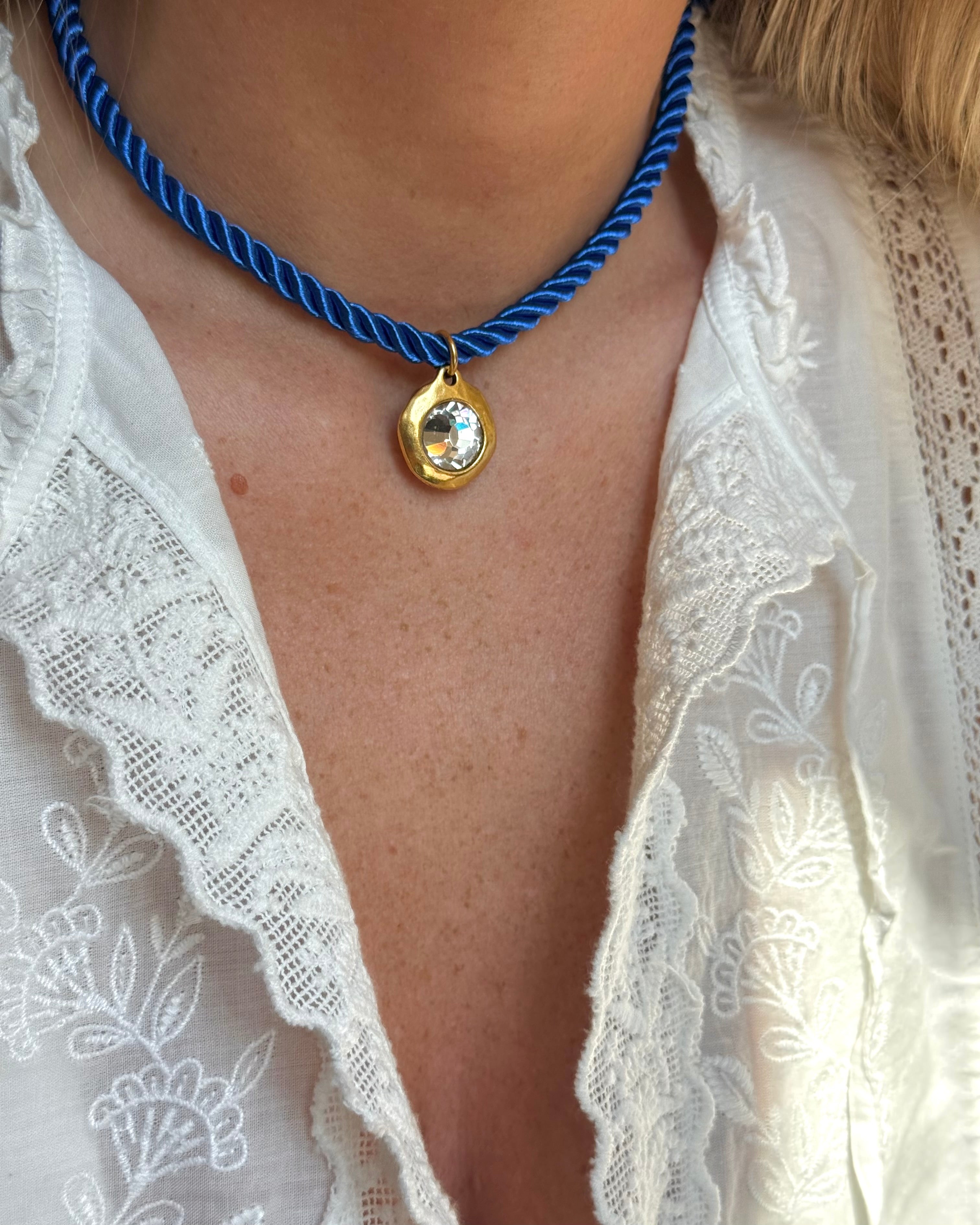 Gemma Choker