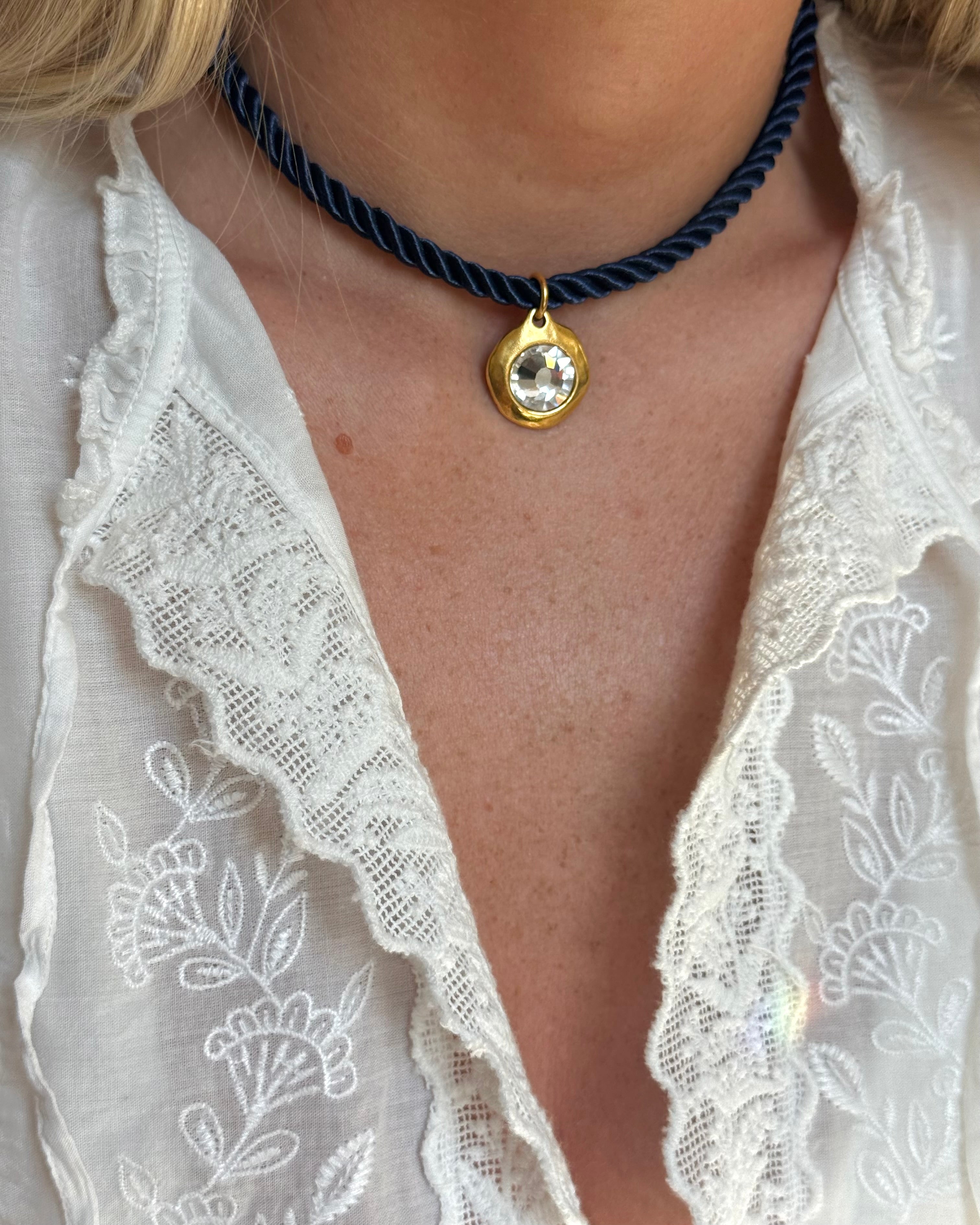 Gemma Choker