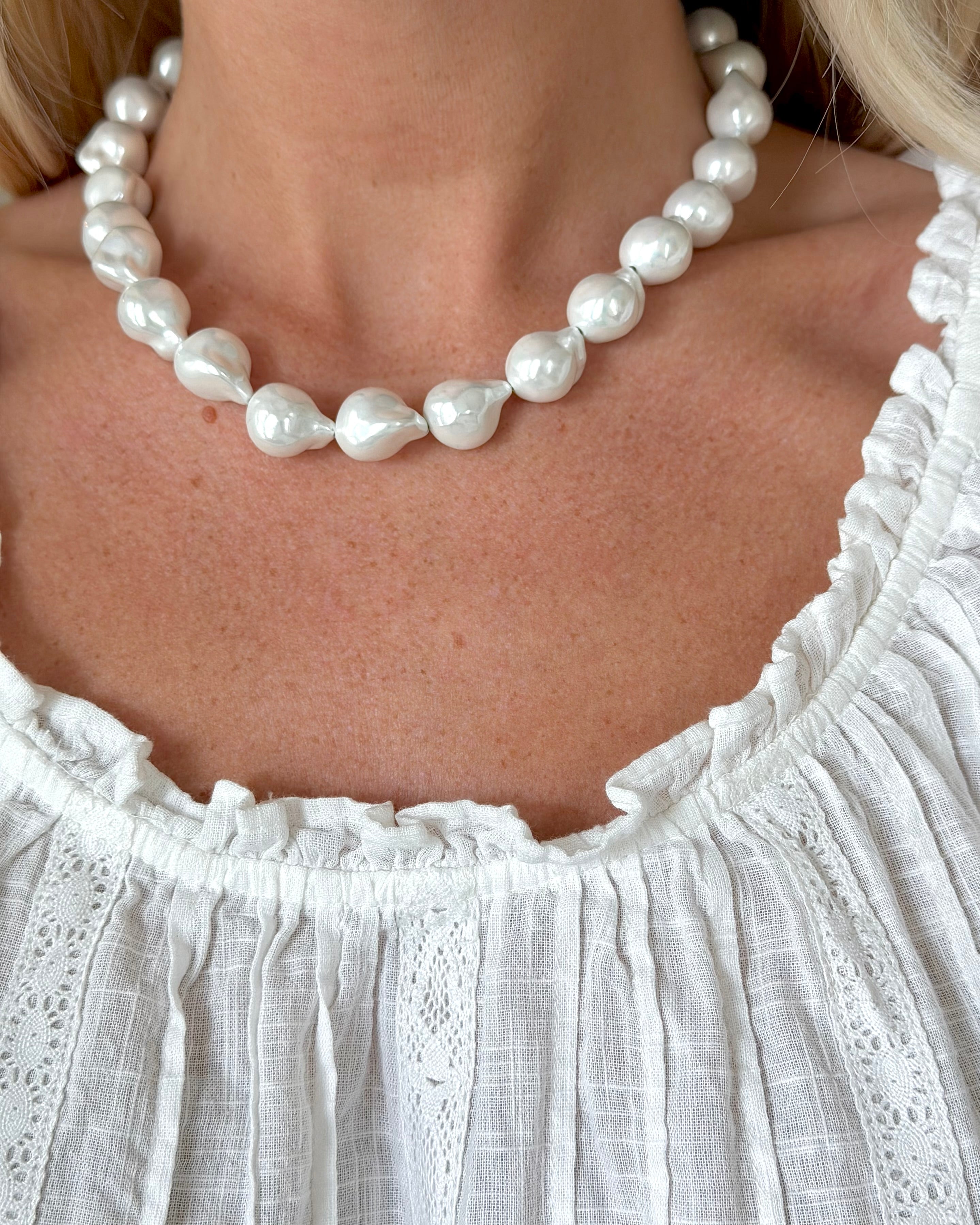 Maya Pearl Necklace